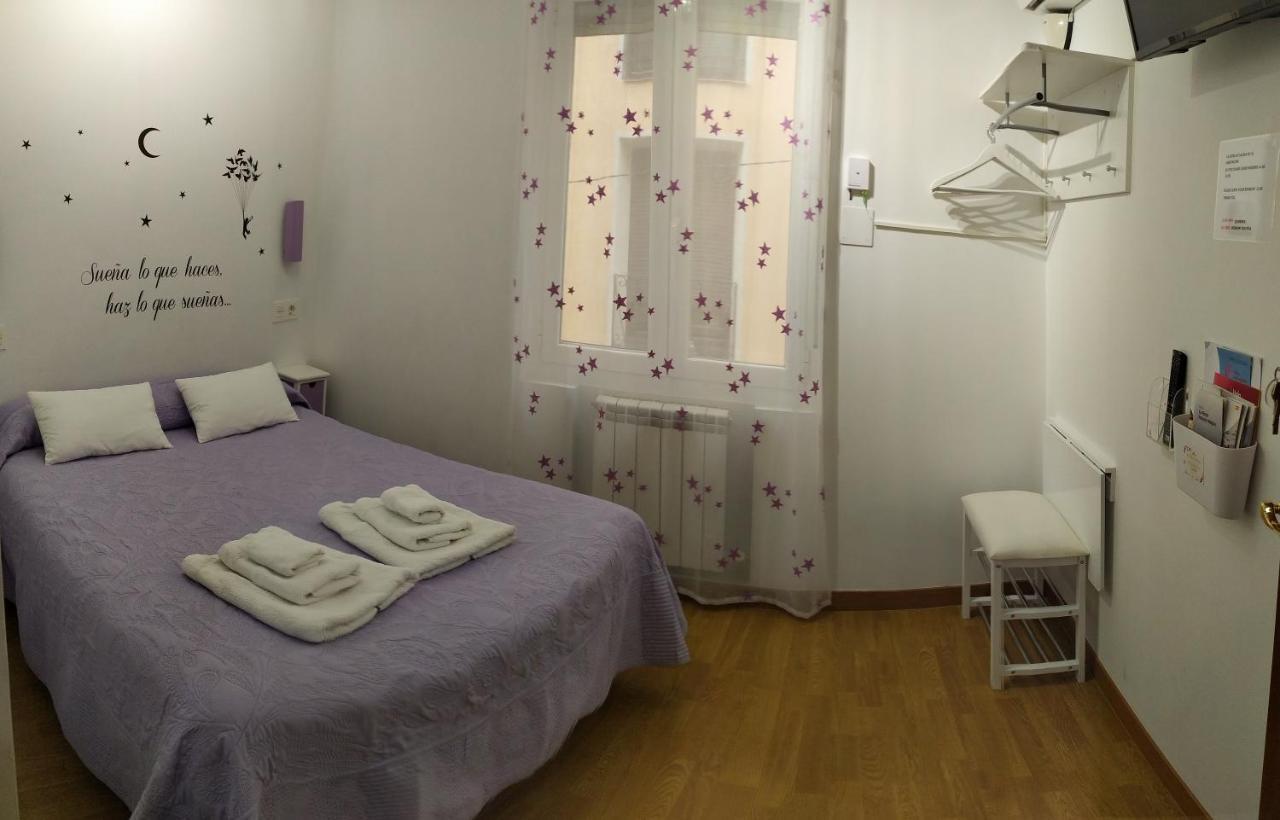 Pension Travesia Del Laurel Logroño Exterior foto